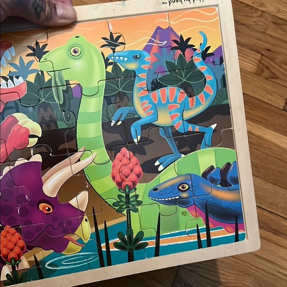 Melissa & Doug Vibrant Dinosaur Puzzle